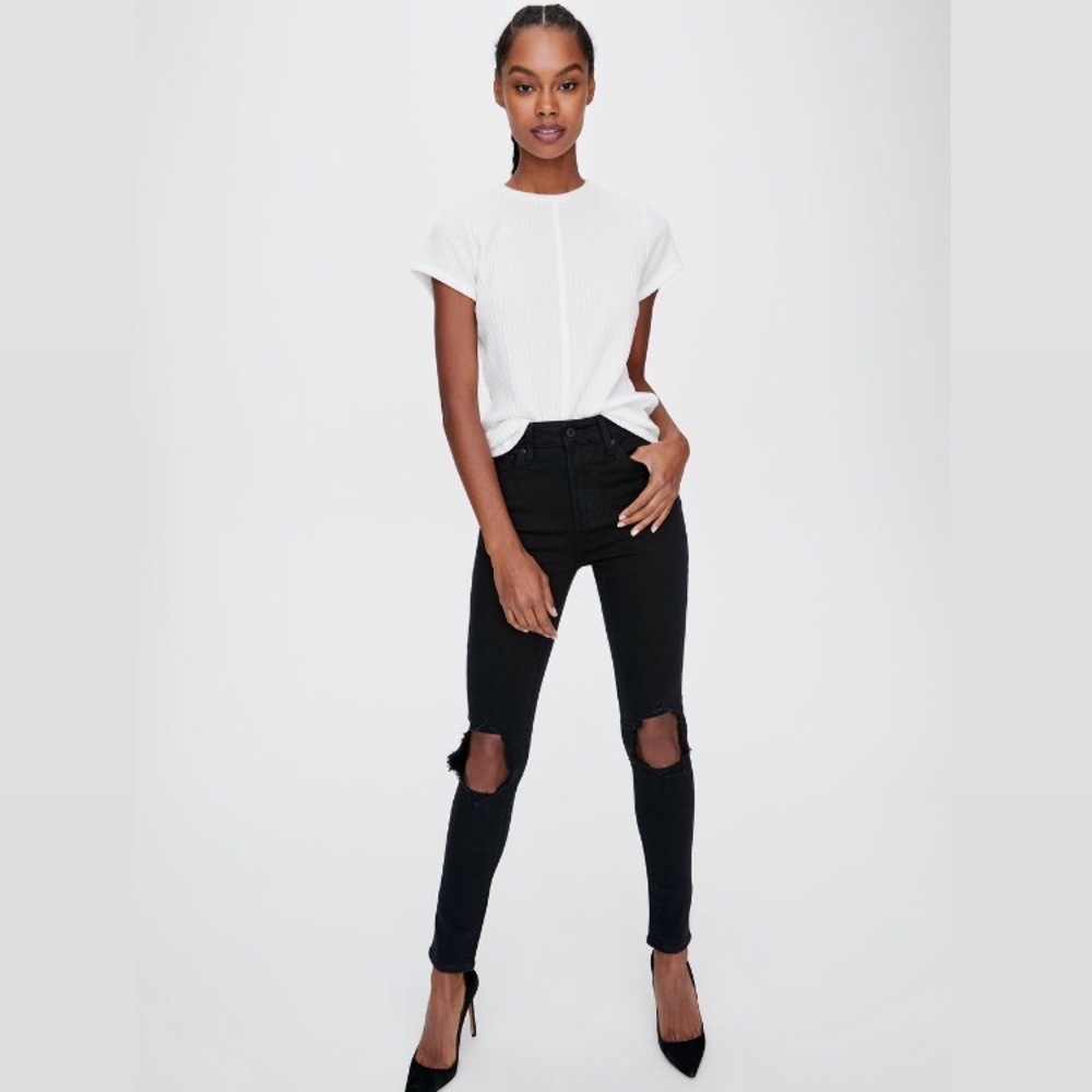NWT Levi’s Black Ripped High Rise Skinny Jeans S27
